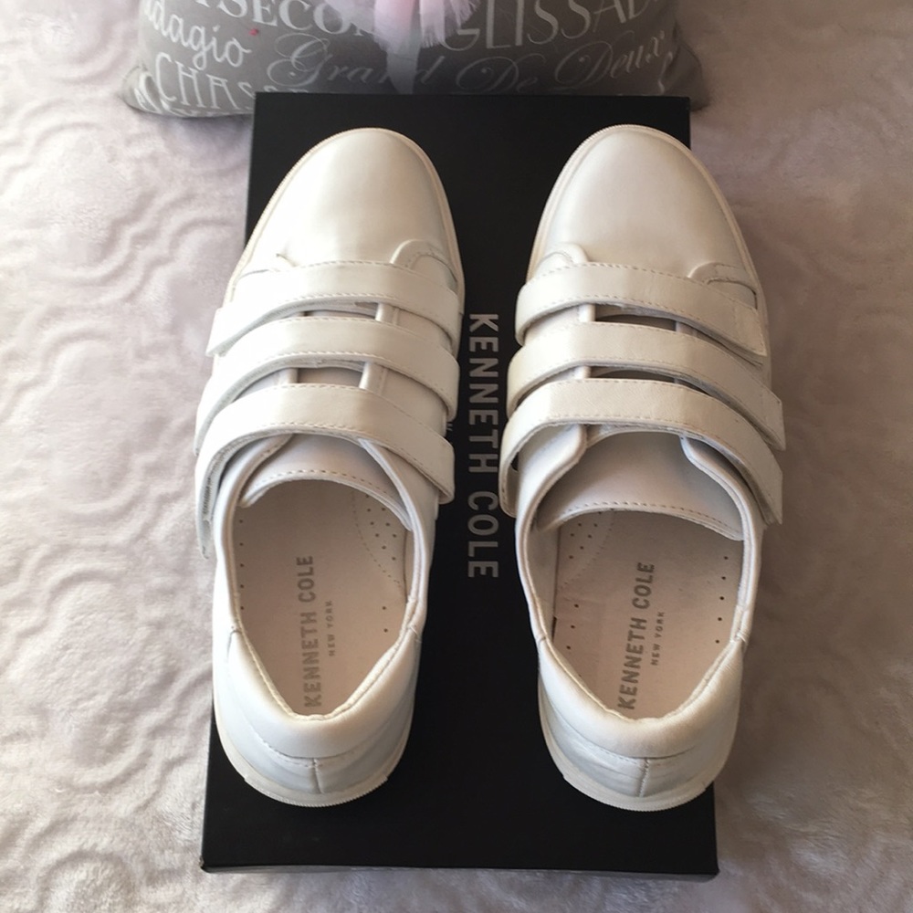 SOLD-KENNETH COLE,  women’s 6,5 - Picture 2 of 8